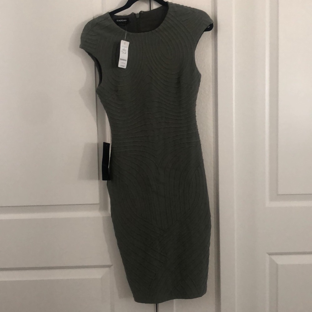 Green fitted Bebe Medium dress NWT